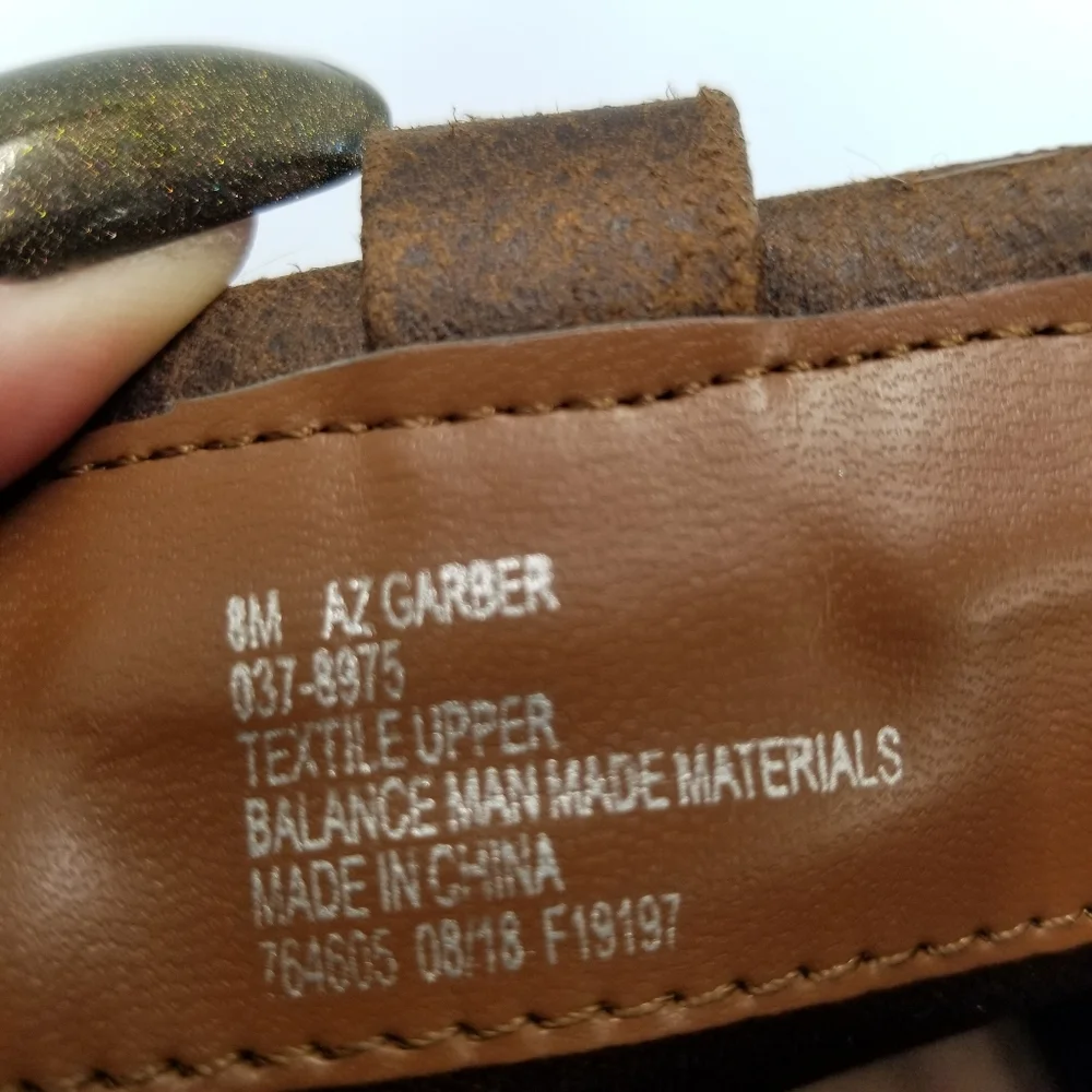 Arizona Jean Co Az Garber Womans Size 8 Brown Faux Leather Pull On Ankle Bootie